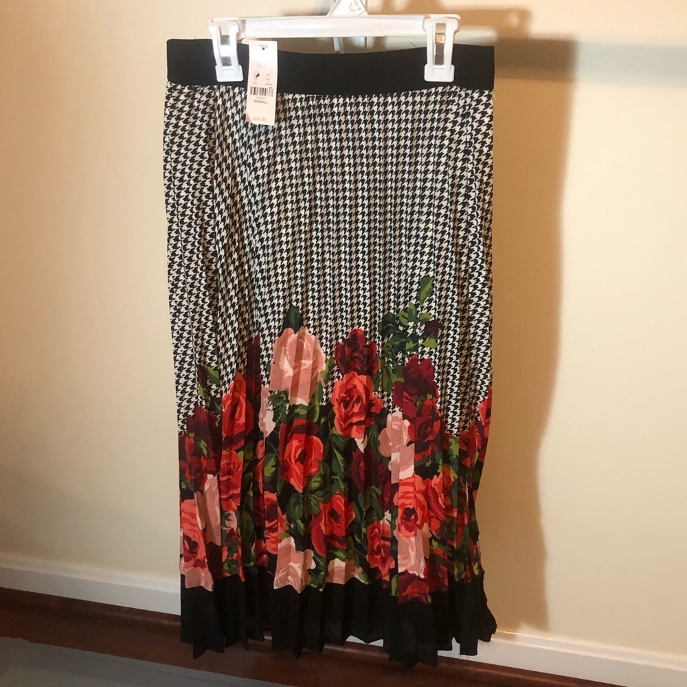 Black and White Patterned Skirt with Floral